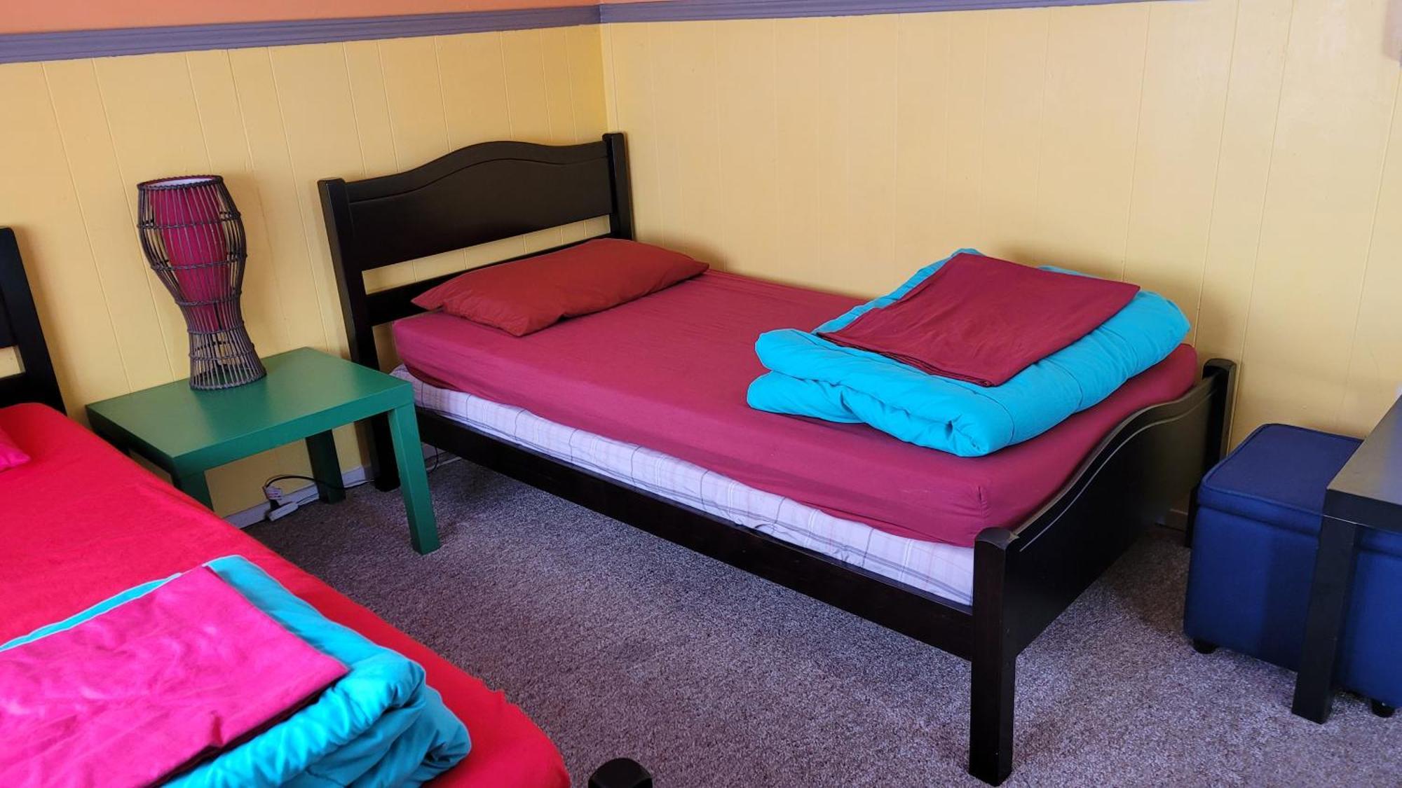 Yosemite International Hostel Groveland Exterior photo