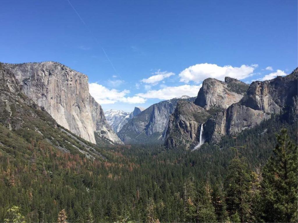 Yosemite International Hostel Groveland Exterior photo